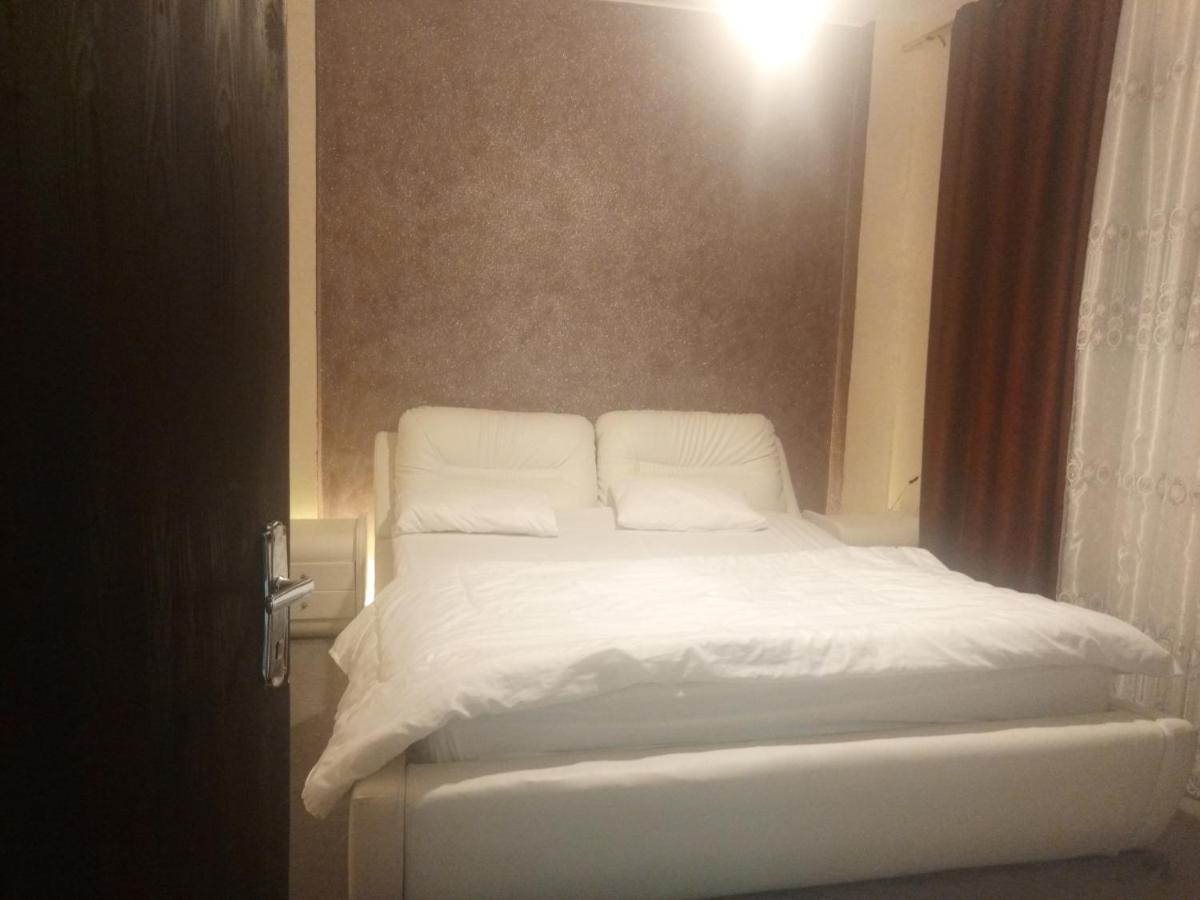 الكرك Jarajreh Apartments/ Hotel المظهر الخارجي الصورة
