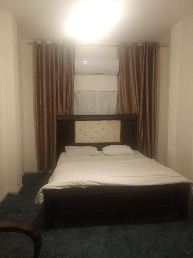 الكرك Jarajreh Apartments/ Hotel المظهر الخارجي الصورة